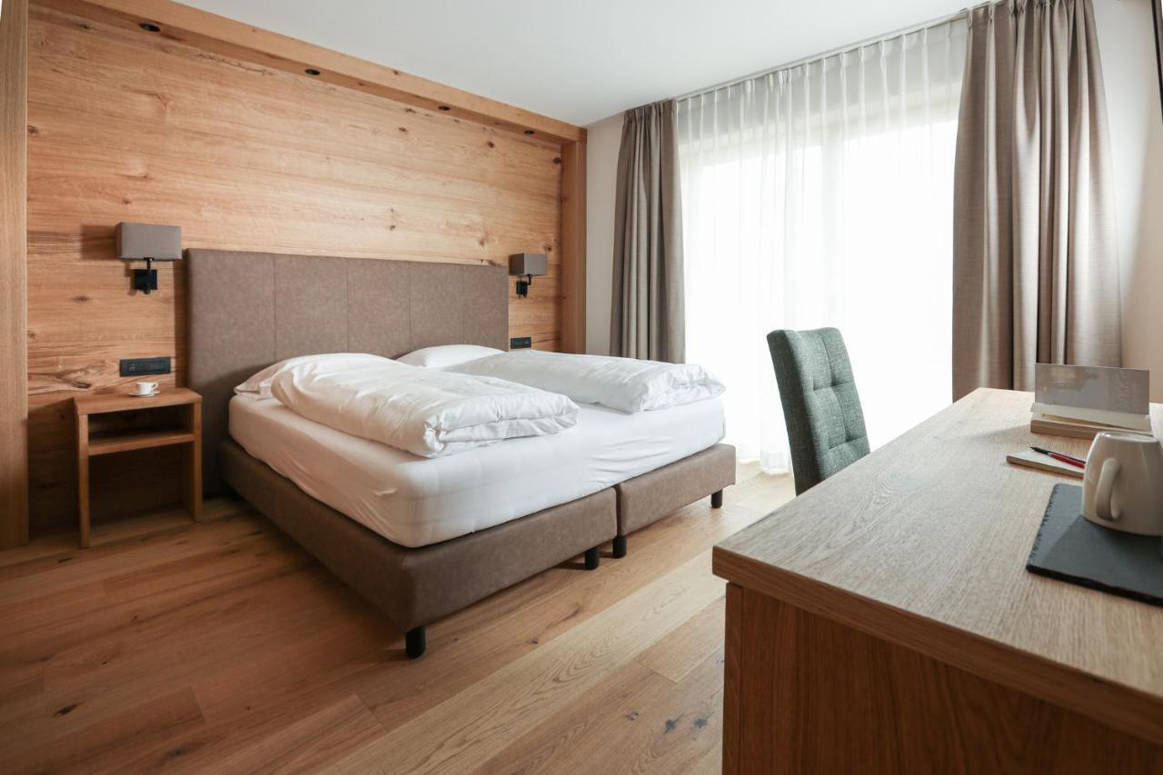 Hotel Li Anta Rossa 4*