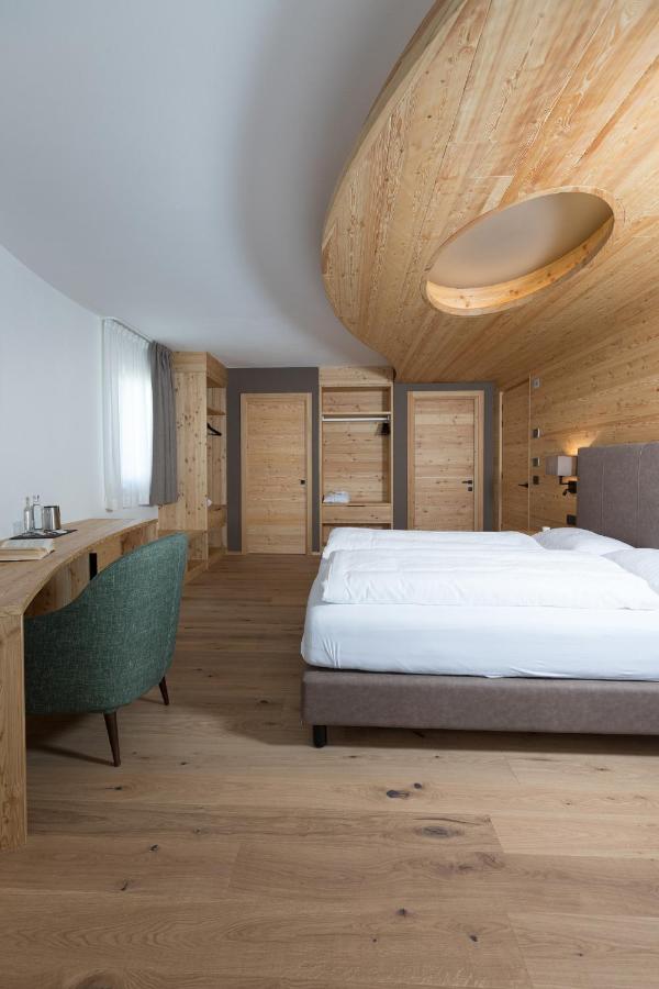 Hotel Li Anta Rossa 4*